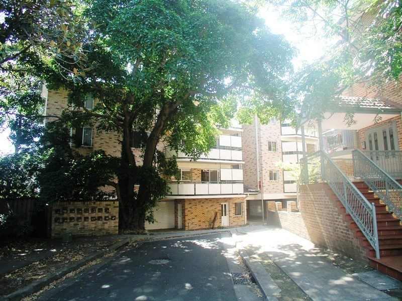 16/18 Thomas May Place, Westmead NSW 2145