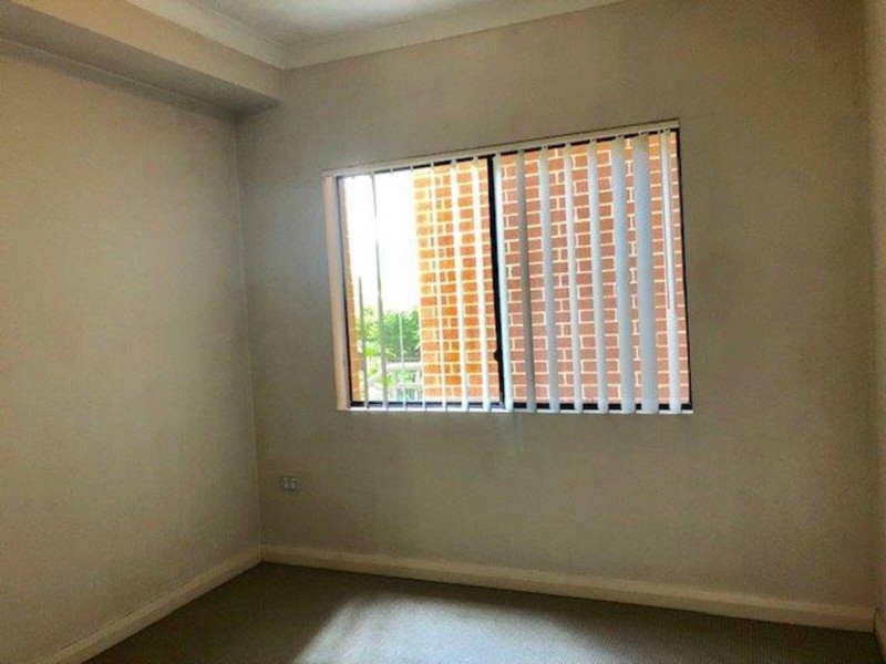 33/6-18 Redbank Road, Northmead NSW 2152