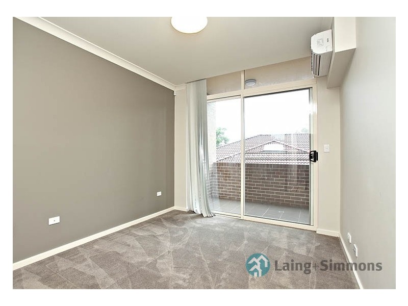 8/1 Amos St, Westmead NSW 2145