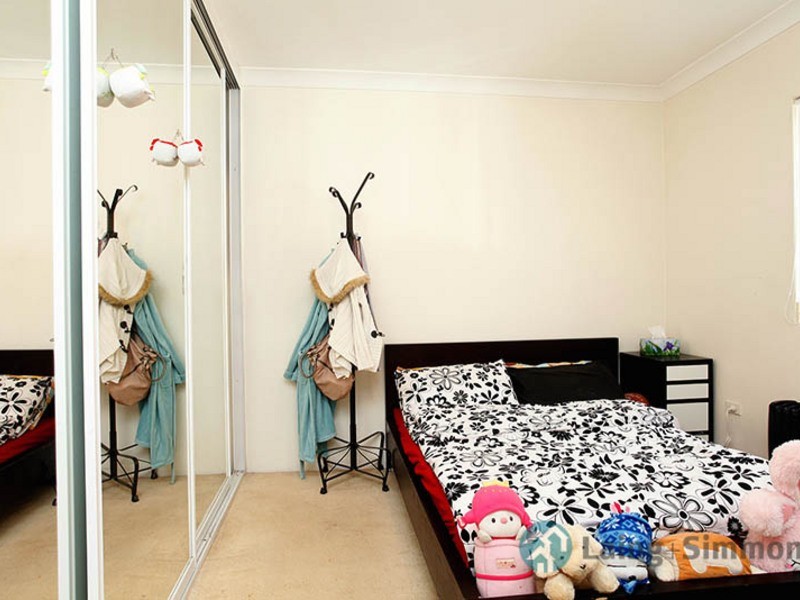 2/29 Alice Street, Harris Park NSW 2150