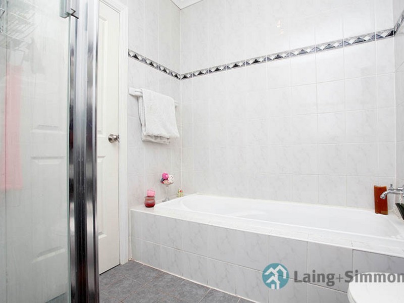 8/102-104 Lackey Street, Merrylands NSW 2160