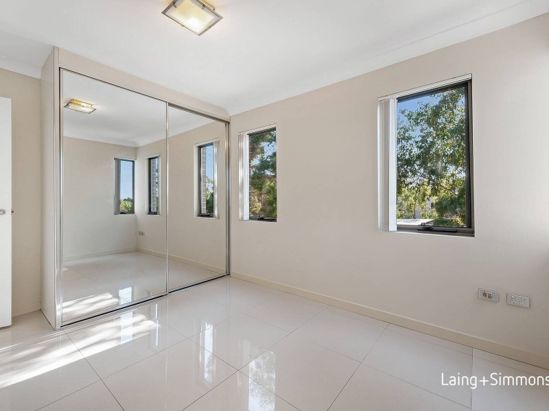 8/23-25 Hassall Street, Westmead NSW 2145