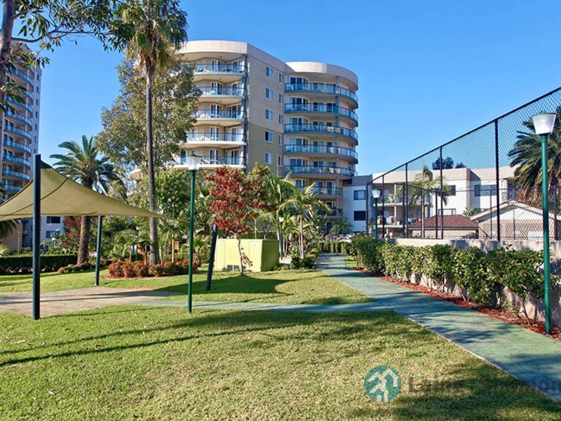 802/91C Bridge Road, Westmead NSW 2145