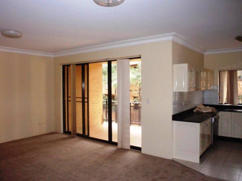 8/95 Great Western Highway, Parramatta NSW 2150
