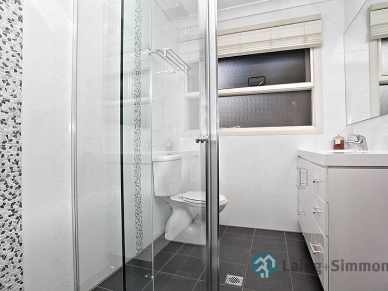 2 Stringer Place, Oatlands NSW 2117