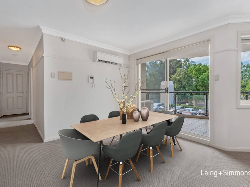 206/91A Bridge Road, Westmead NSW 2145
