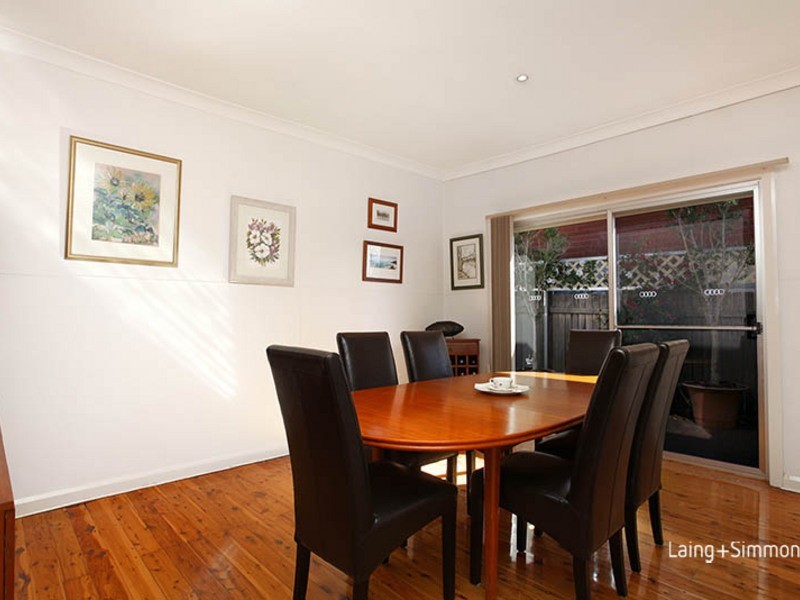 129 Chifley Street, Smithfield NSW 2164