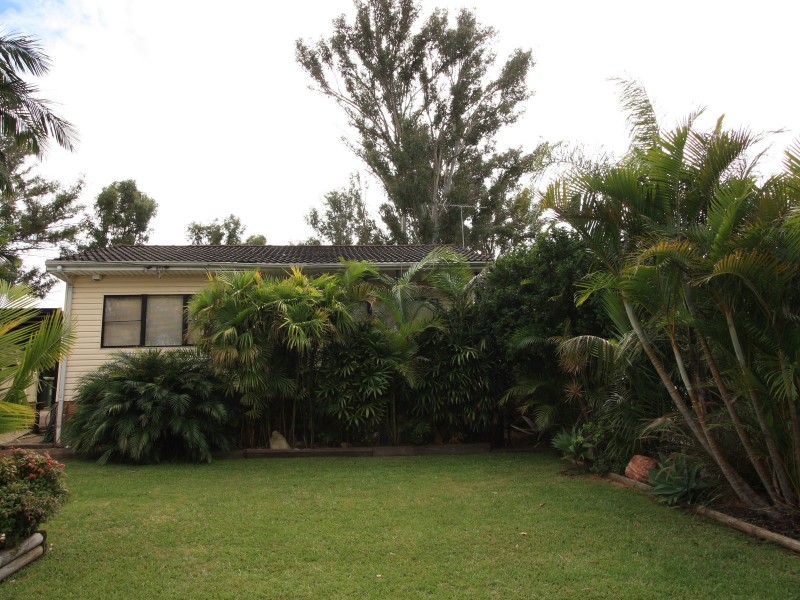 11 Conway Avenue, Cambridge Park NSW 2747