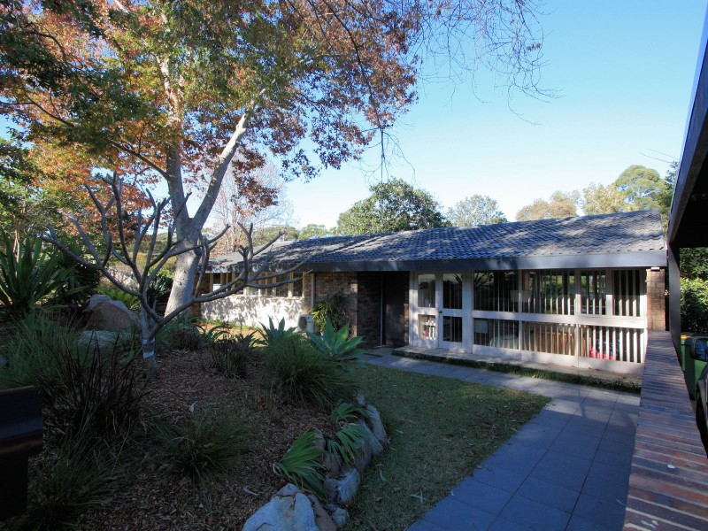 2a Russell Avenue, Winston Hills NSW 2153