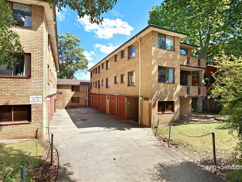 4/4-6 Allen Street, Harris Park NSW 2150