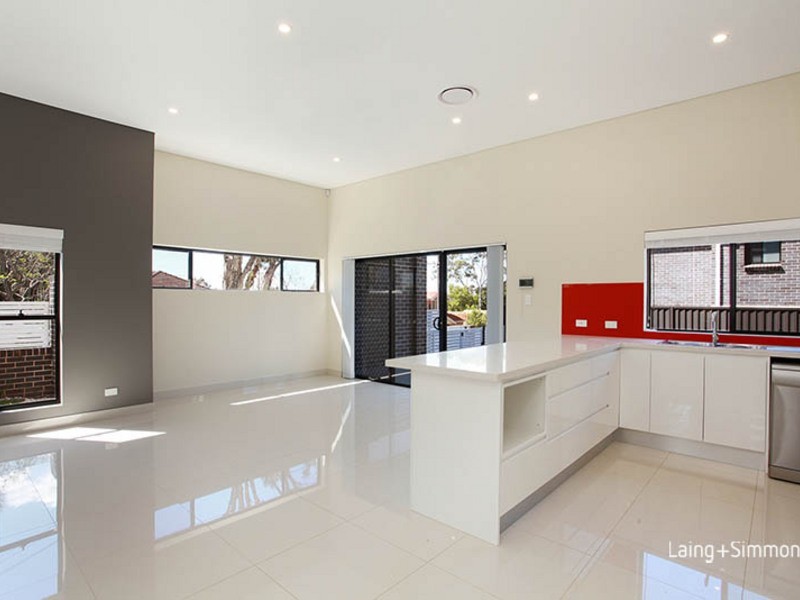 1/100 Calder Road, Rydalmere NSW 2116