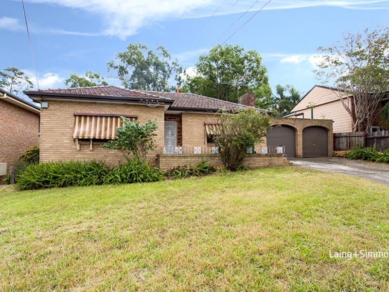 42 Binalong Road, Pendle Hill NSW 2145