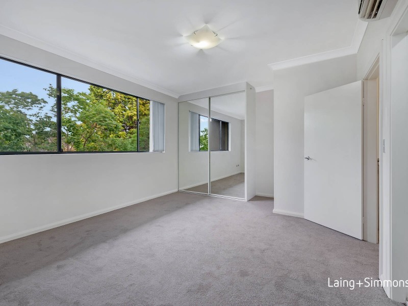 3/2-4 Ferndale Close, Constitution Hill NSW 2145