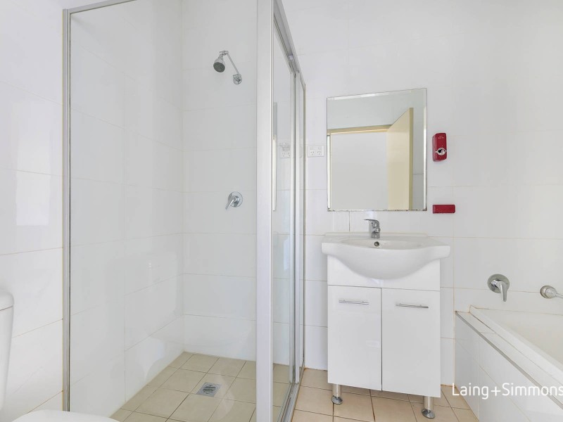 28/2-6 Howard Avenue, Northmead NSW 2152