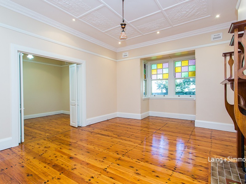 4 Hammers Road, Northmead NSW 2152