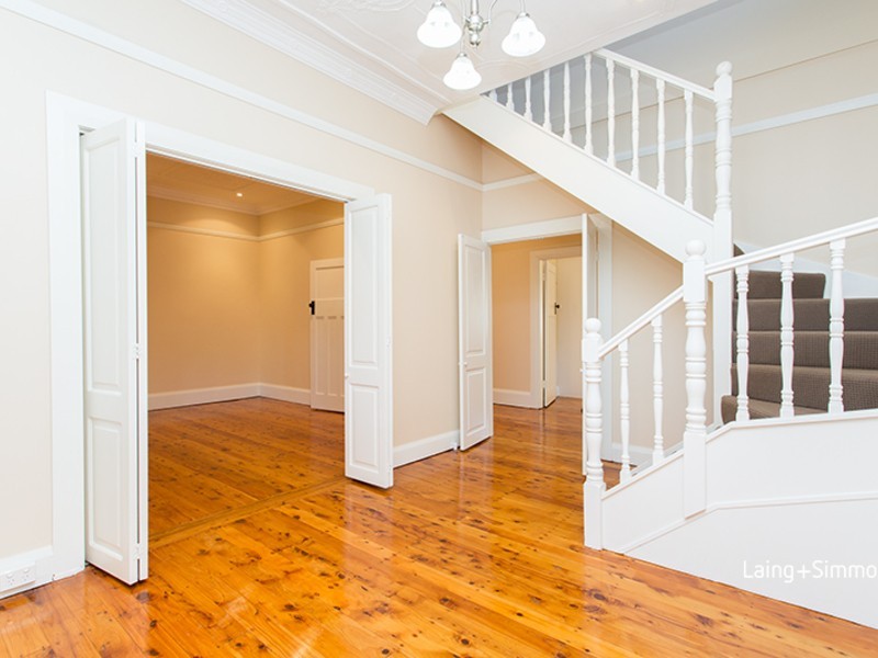 4 Hammers Road, Northmead NSW 2152