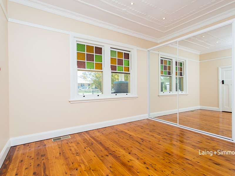 4 Hammers Road, Northmead NSW 2152