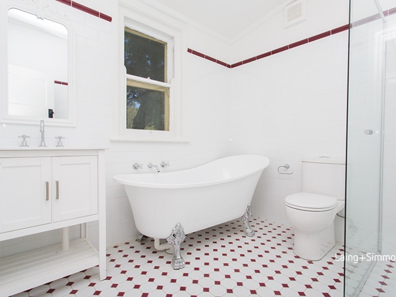 4 Hammers Road, Northmead NSW 2152