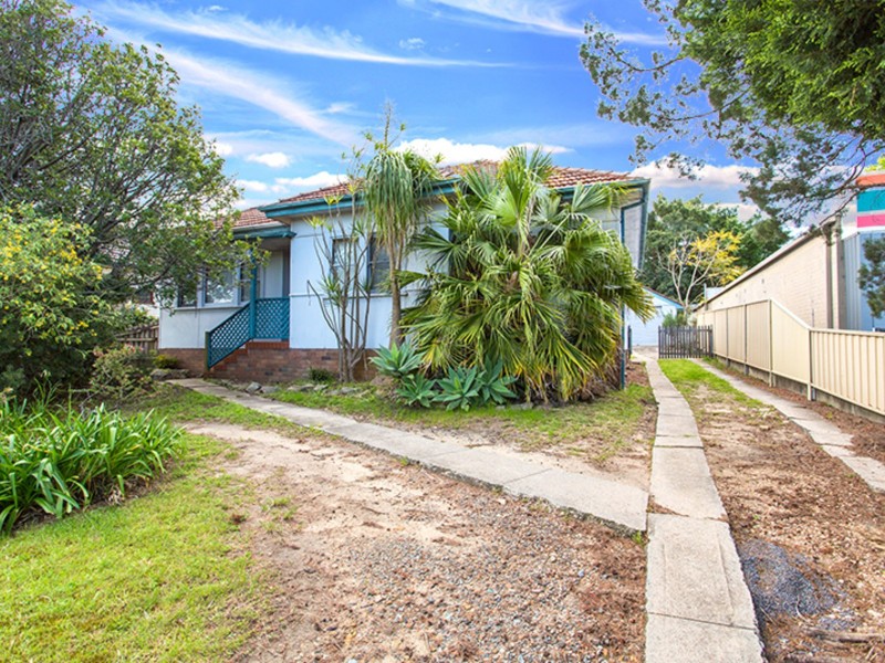 1 Northmead Avenue, Northmead NSW 2152