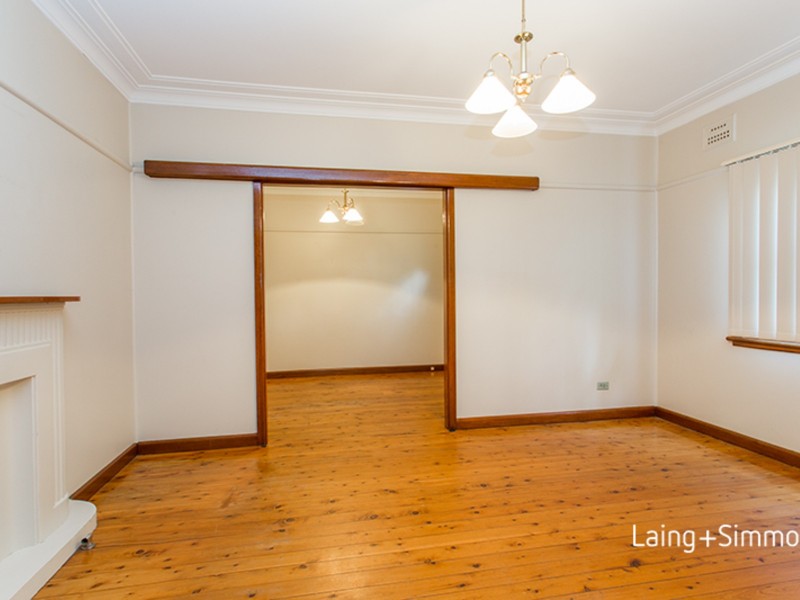 1 Northmead Avenue, Northmead NSW 2152