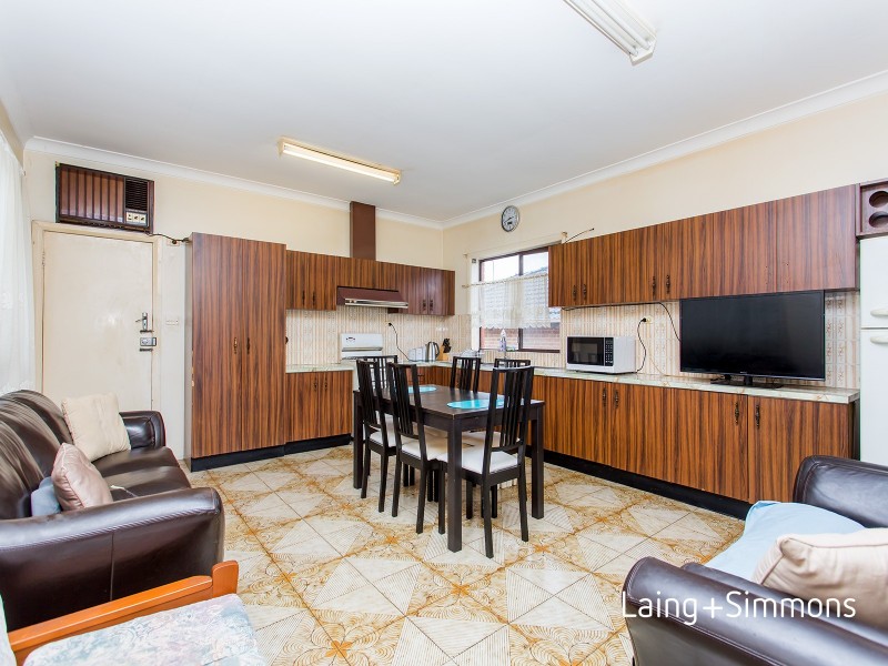 23 Chamberlain Road, Guildford NSW 2161