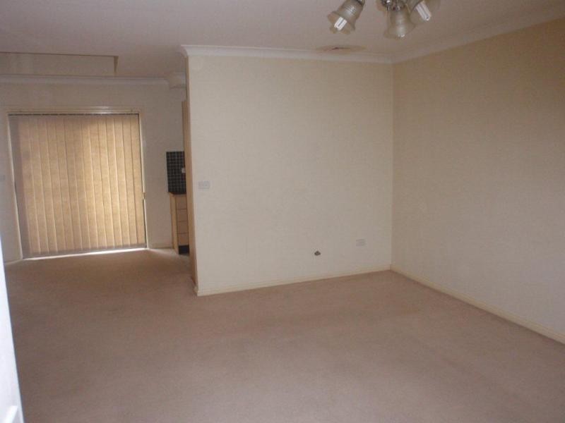 5/79-81 Amos Street, Westmead NSW 2145