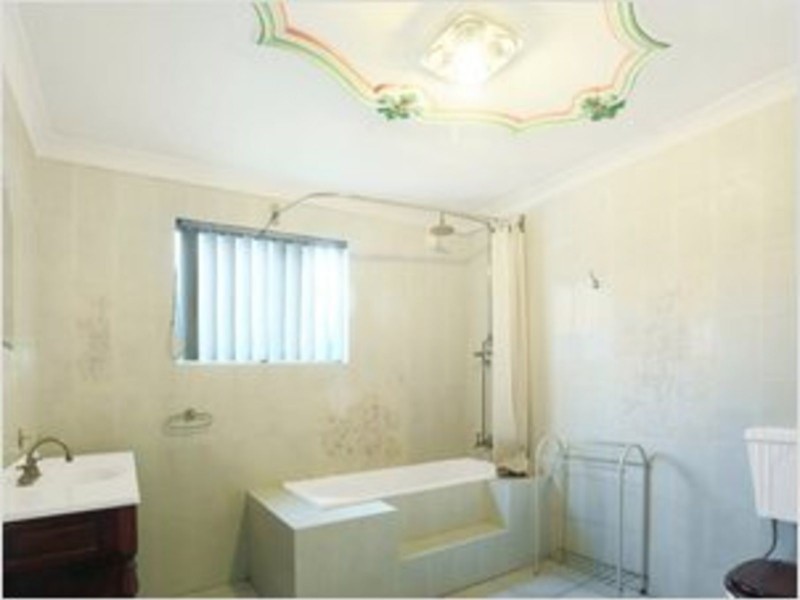 6 Denison Street, Parramatta NSW 2150