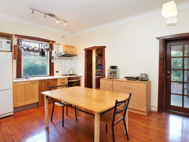 6 Joyner Street, Westmead NSW 2145