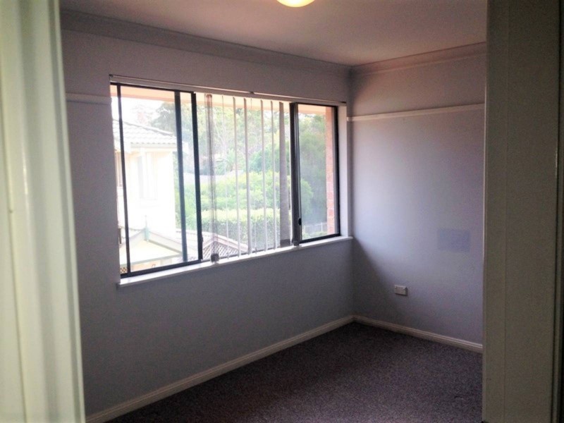 8/27-31 Windermere Avenue, Northmead NSW 2152