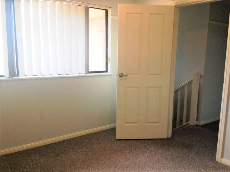 8/27-31 Windermere Avenue, Northmead NSW 2152