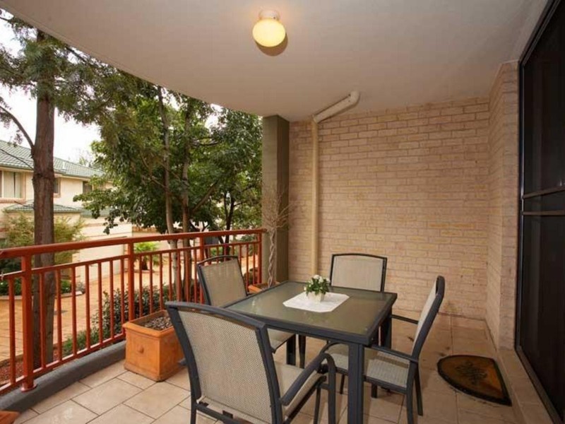 39/2 Conie Avenue, Baulkham Hills NSW 2153