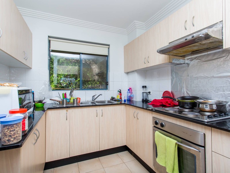 10/25a Good Street, Westmead NSW 2145