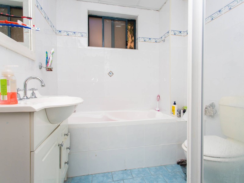 10/25a Good Street, Westmead NSW 2145