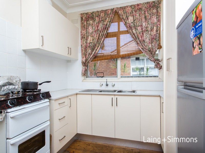 5 Harris Road, Constitution Hill NSW 2145