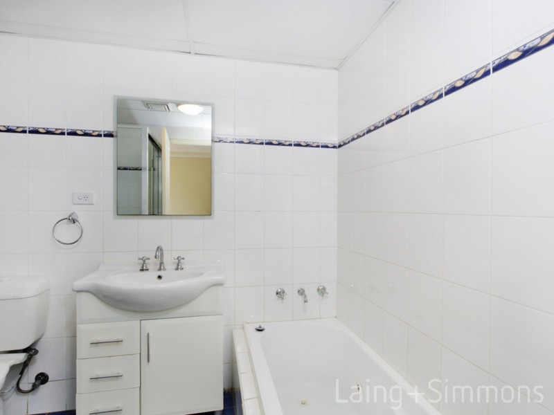 2/35-37 Harrow Road, Auburn NSW 2144