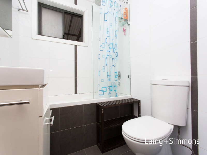 43 Brewer Crescent, South Wentworthville NSW 2145