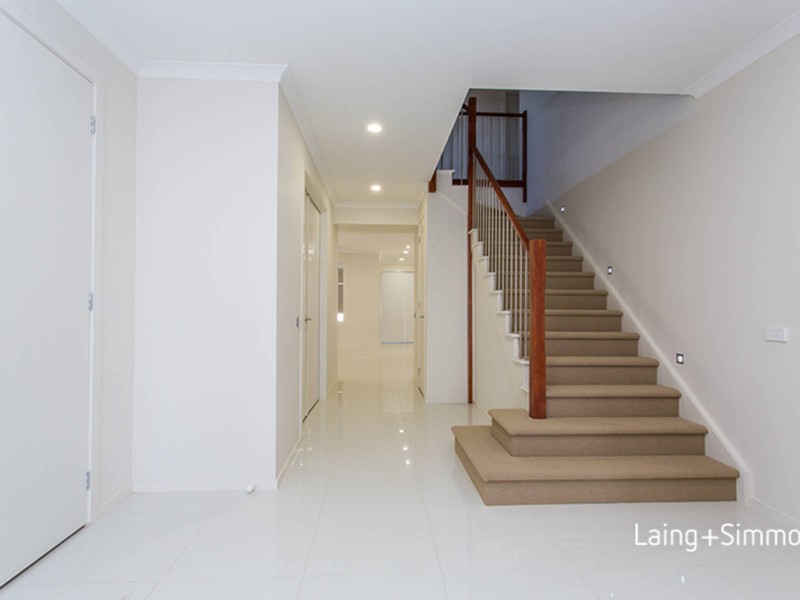 8 Calabrese Way, Kellyville NSW 2155