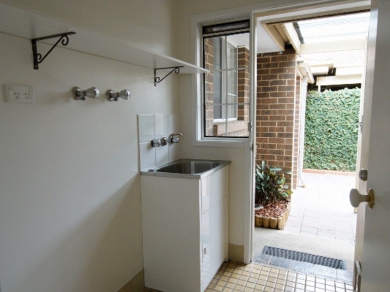 12/212 Harrow Road, Glenfield NSW 2167