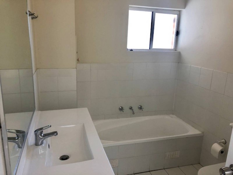 16/18 Thomas May Place, Westmead NSW 2145