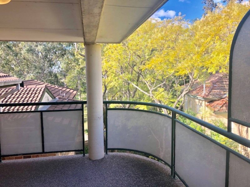 16/18 Thomas May Place, Westmead NSW 2145