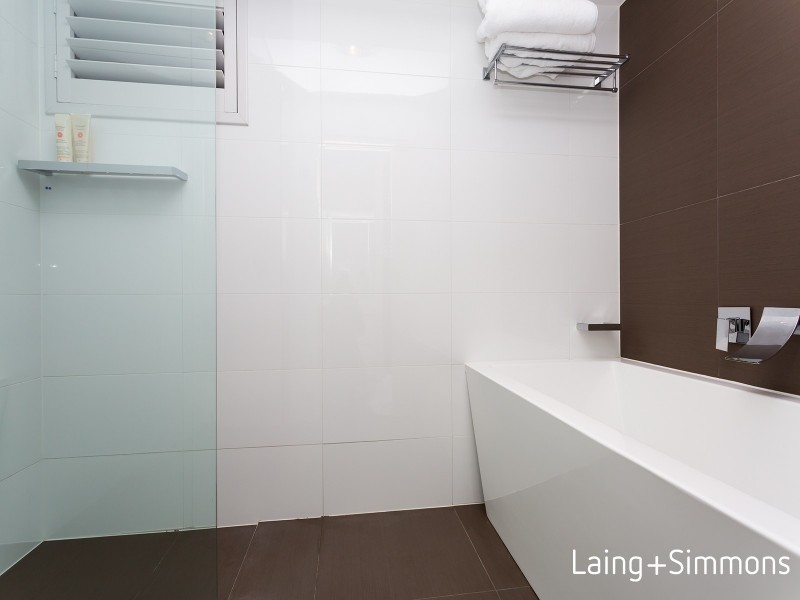 30 Poinciana Parade, Greystanes NSW 2145