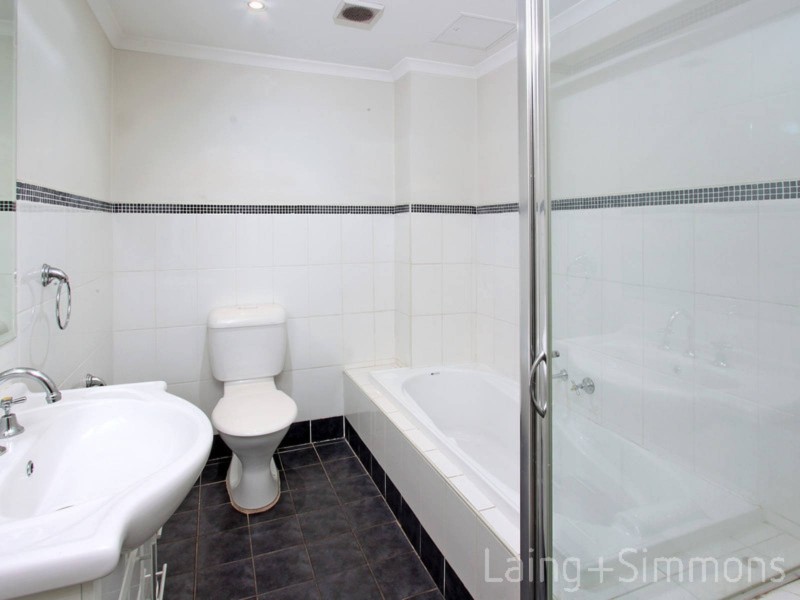 70/21-29 Third Avenue, Blacktown NSW 2148