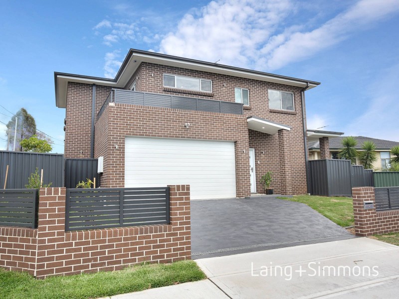 30  Sturt Street, Lalor Park NSW 2147