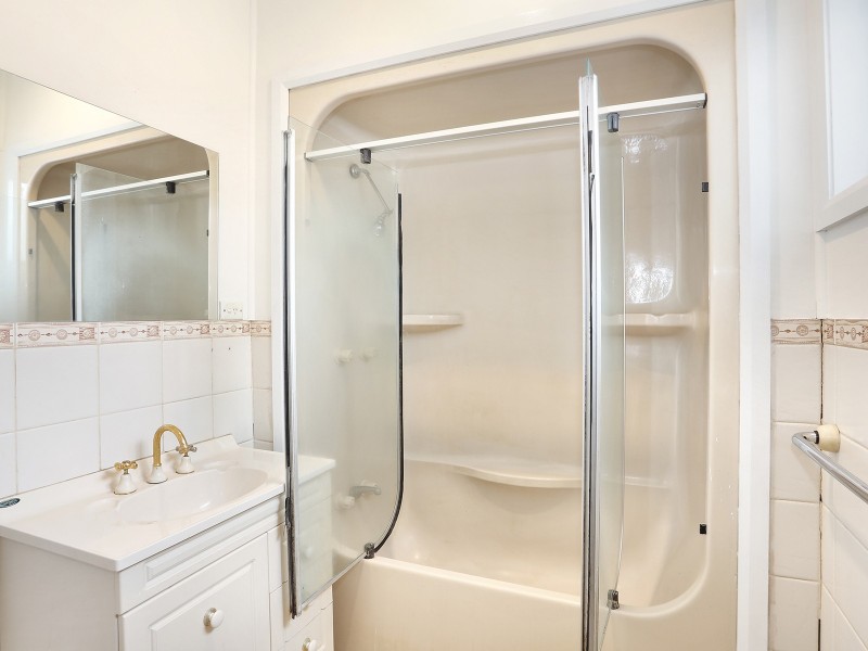 24 Constitution Road, Constitution Hill NSW 2145