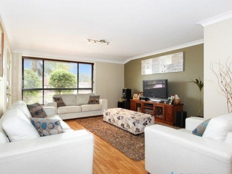 44 Pambula Crescent, Woodpark NSW 2164