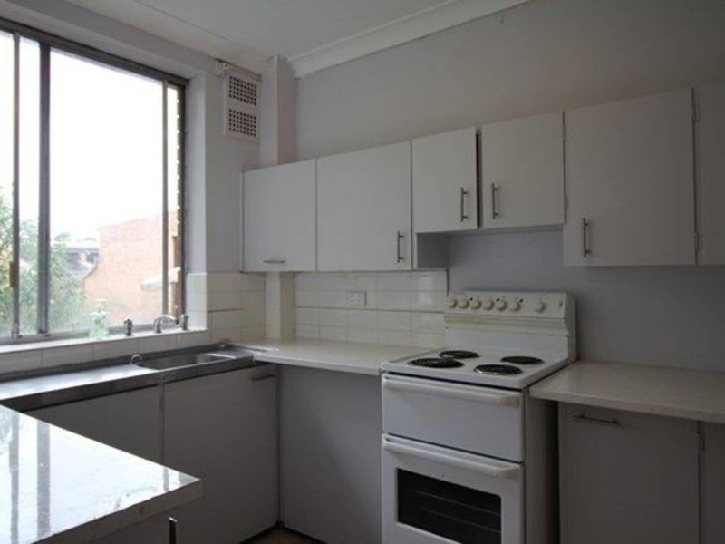 28/2 Pitt Street, Parramatta NSW 2150