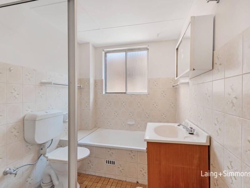 25/18-20 Thomas Street (enter via 45 Victoria Road), Parramatta NSW 2150