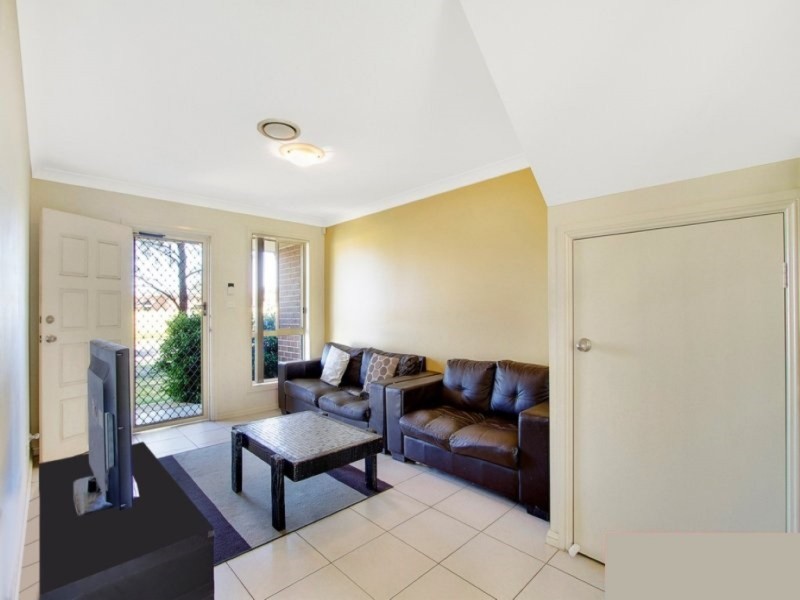 2/10 Abraham Street, Rooty Hill NSW 2766