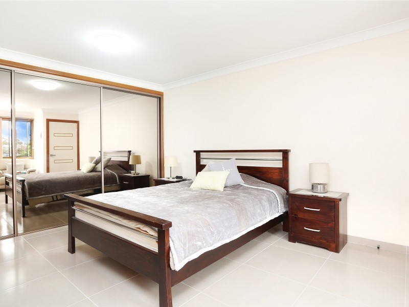 43a Damien Avenue, Greystanes NSW 2145