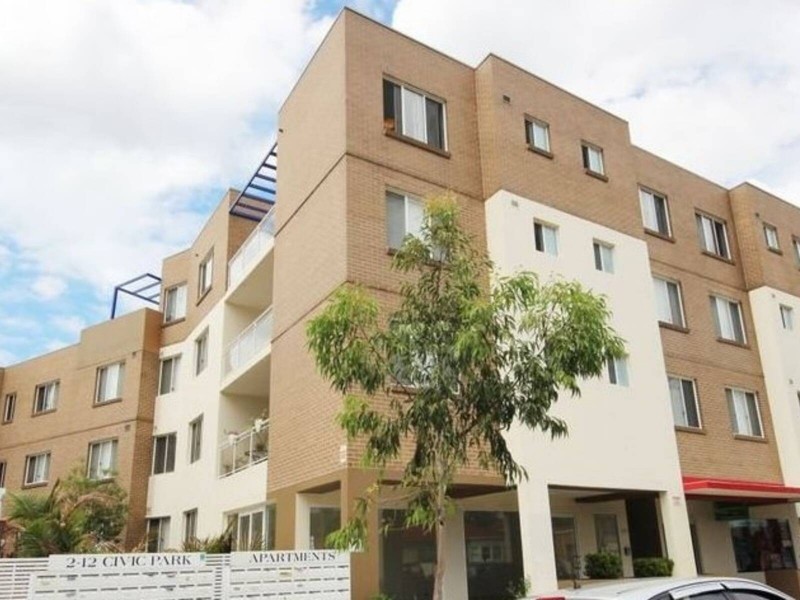 25/2-12  Civic Avenue, Pendle Hill NSW 2145